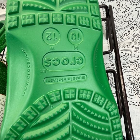 NEW Crocs Lucky Charms Green Men\'s Size 10 Clog with Rainbow & Charm Accents main image 9